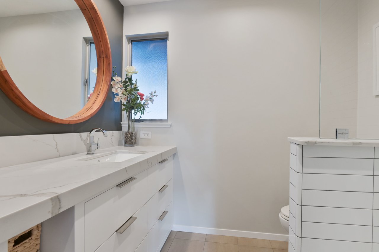 33 Bonnie Brae Dr