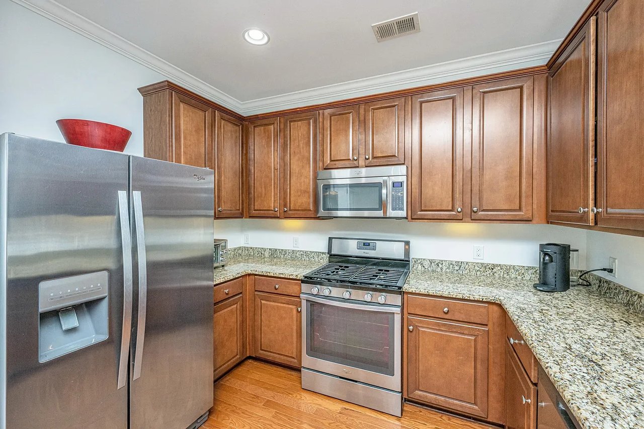 1174 Euclid Dr