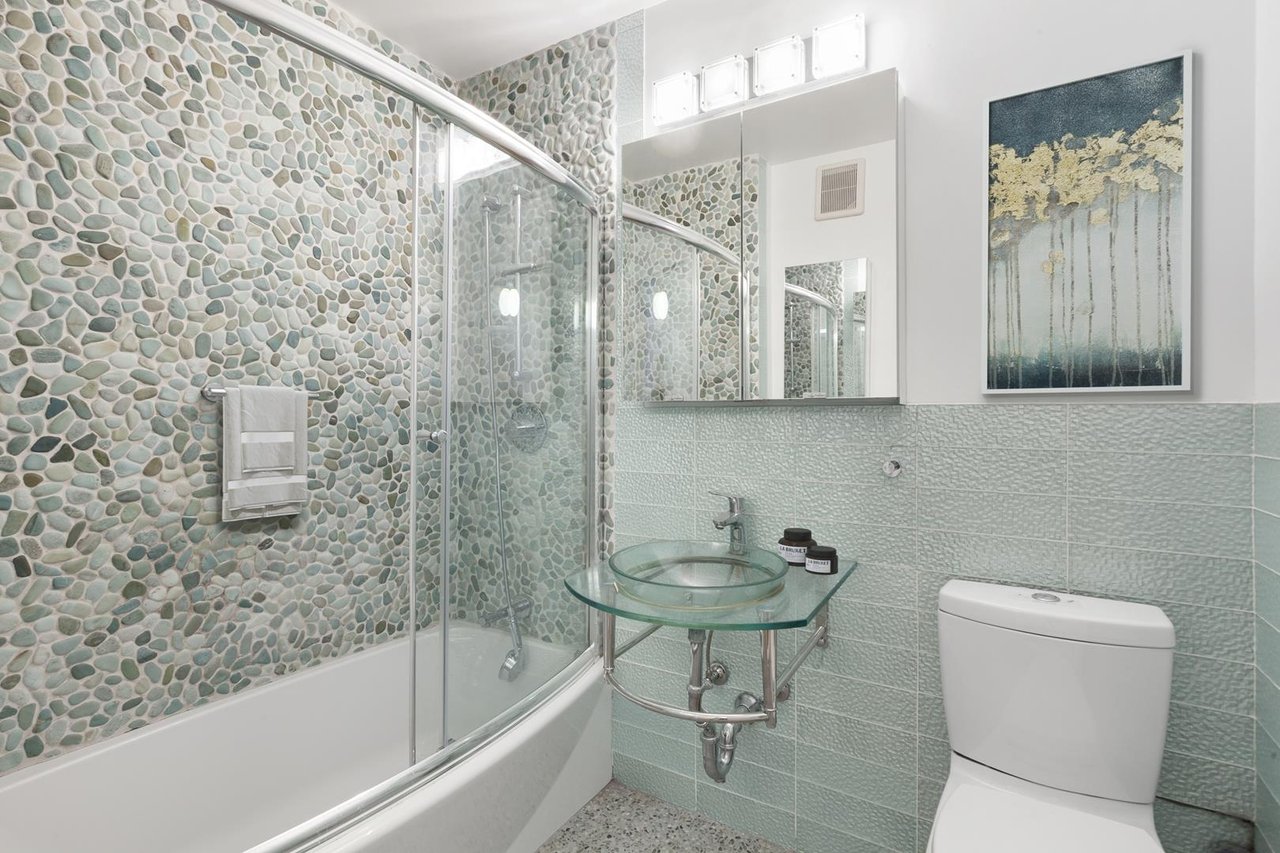 530 East 72nd Street, Apt 5-A