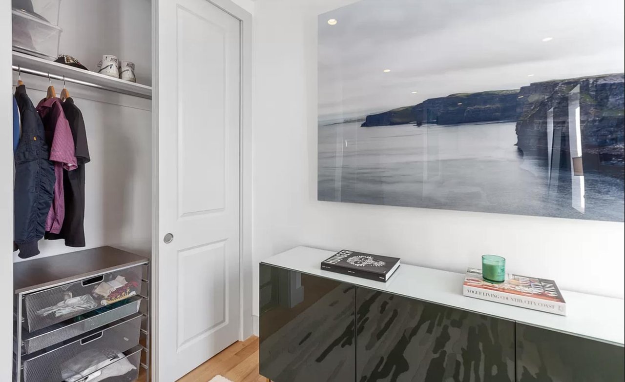 47.5 East 7th Street, Apt D4