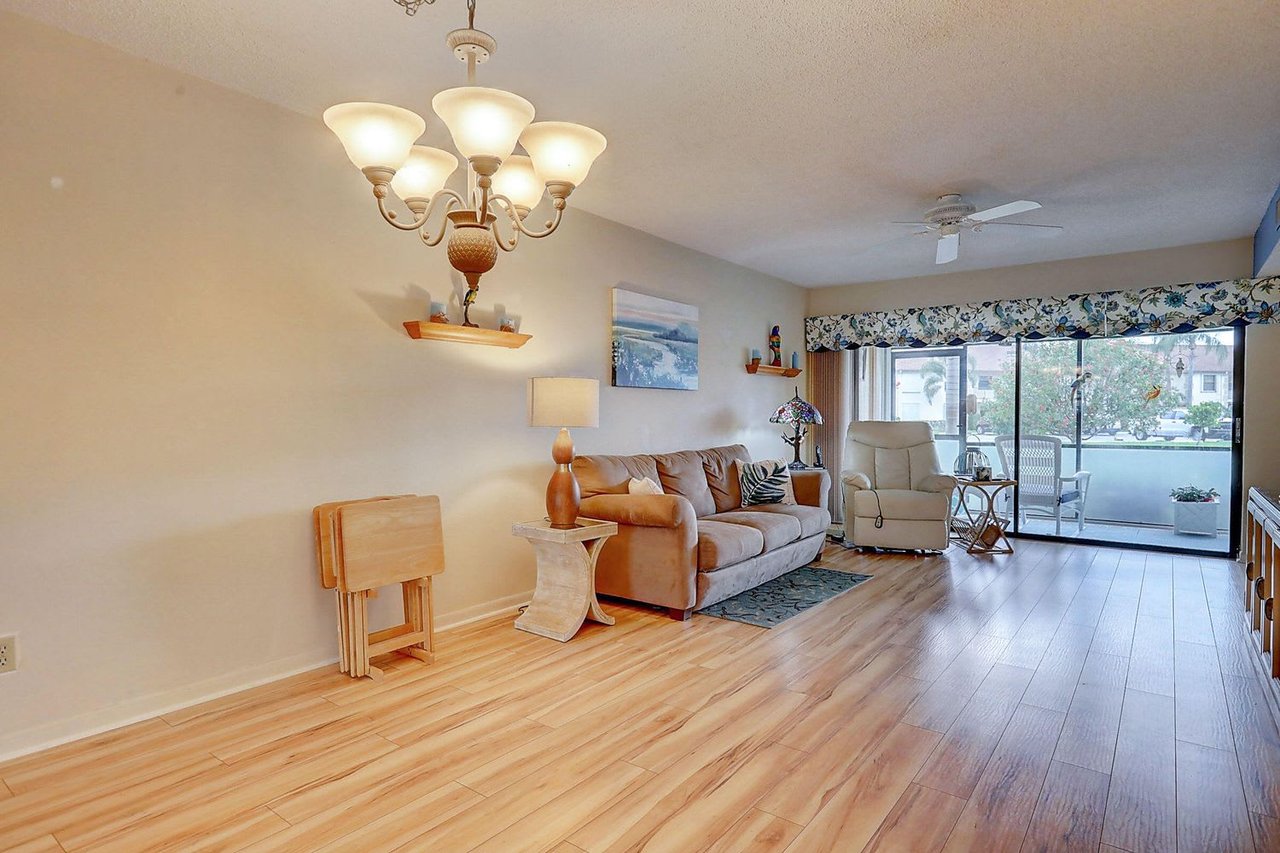 1401 Pinecrest Cir, Unit B