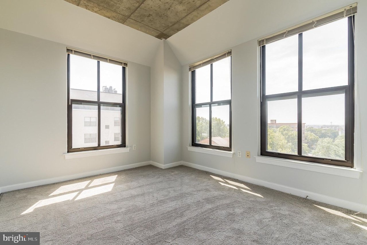 2750 14th St NW, #PH2