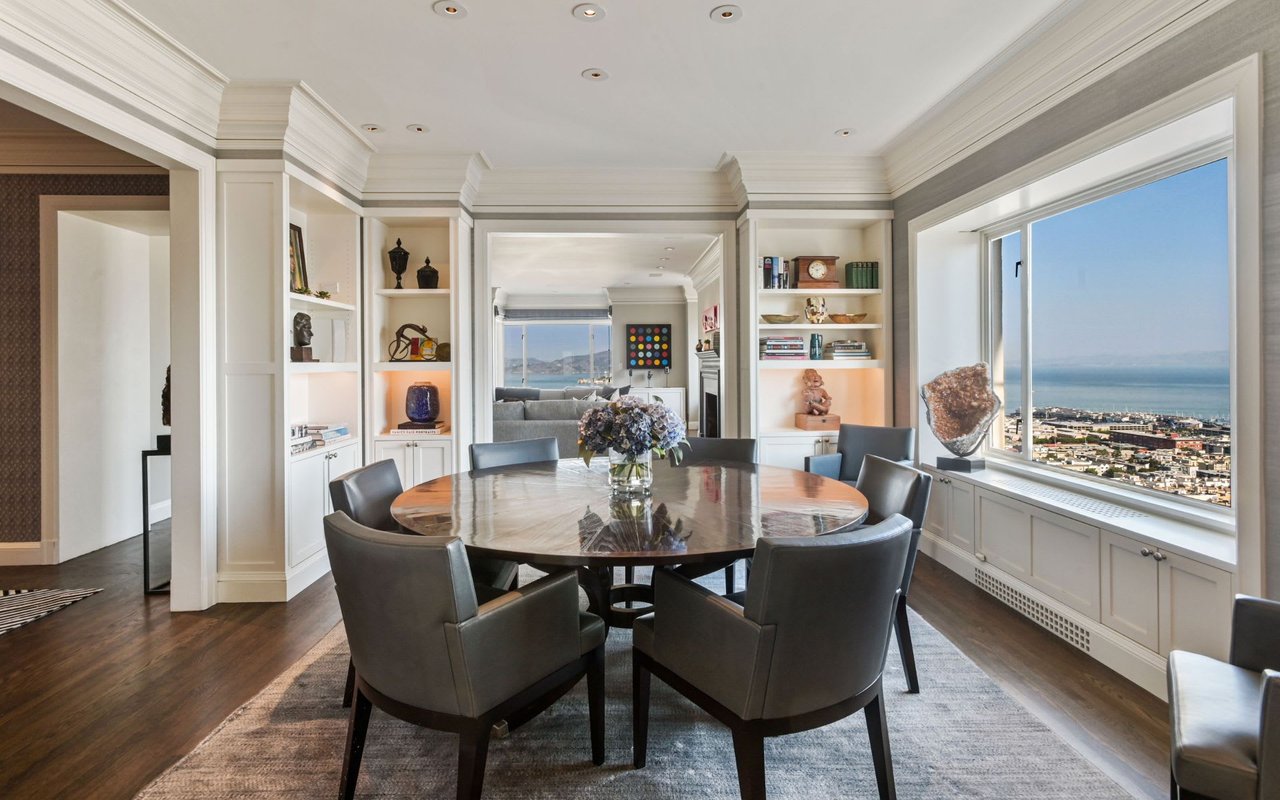  Prestigious Half Floor Apartment on Russian Hill