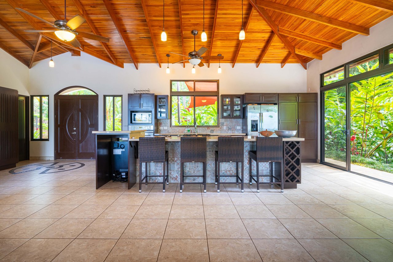 Ocean Mountain View with Privacy! Casa Carpe Diem 