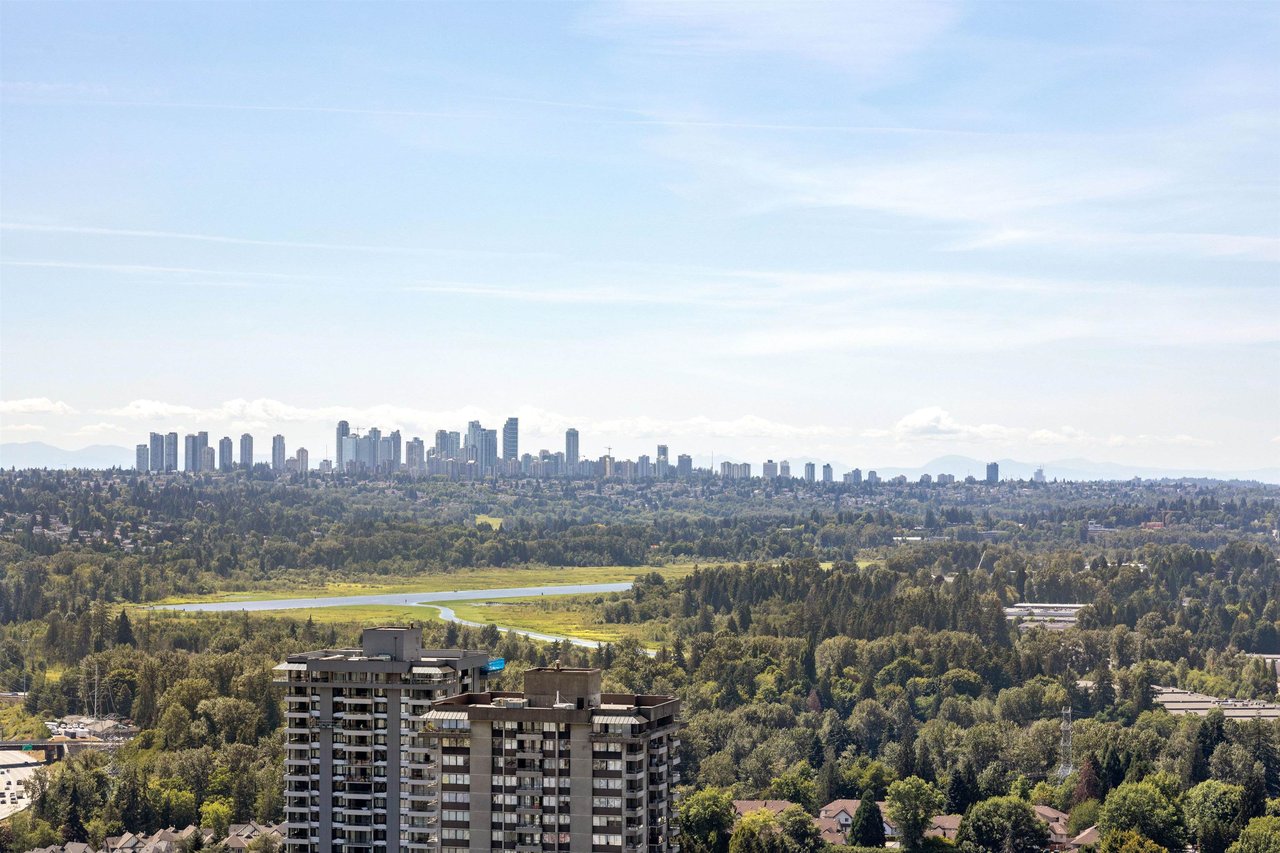 2908-3809 Evergreen Pl