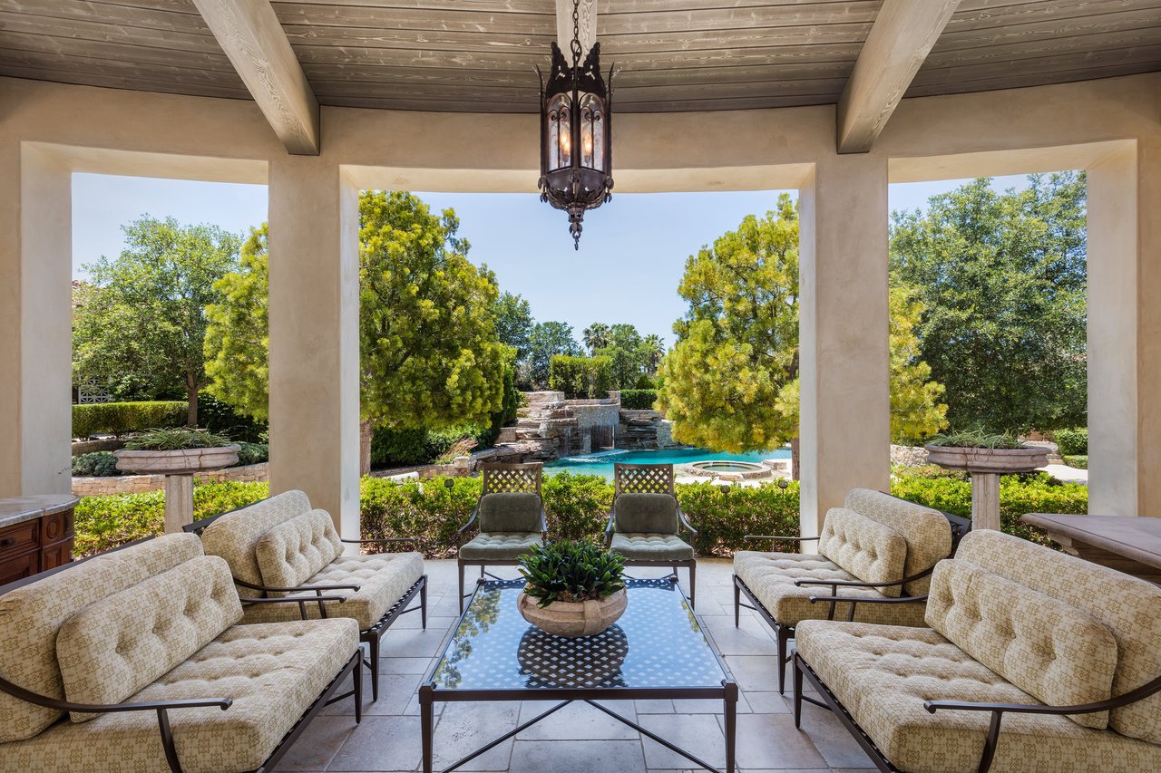 A Devoted and Client-Focused Team