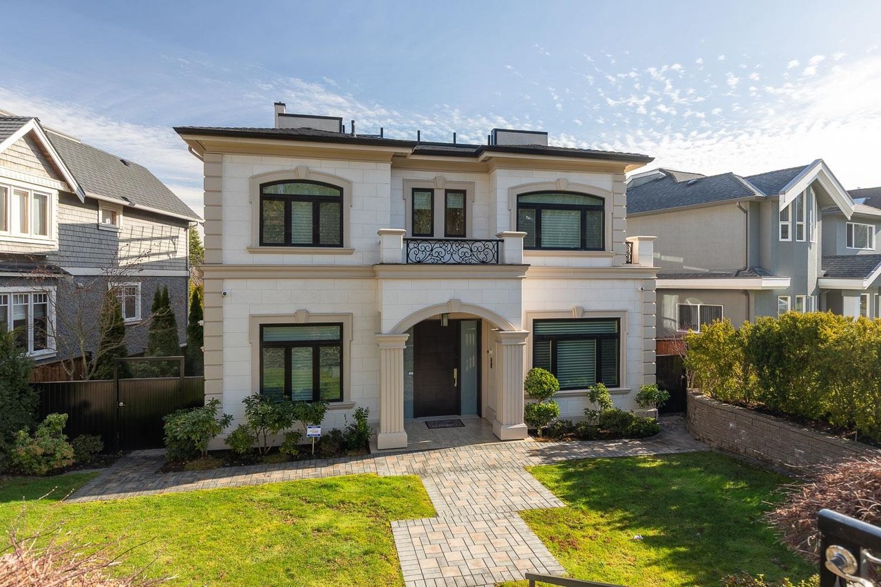 3238 Puget Dr
