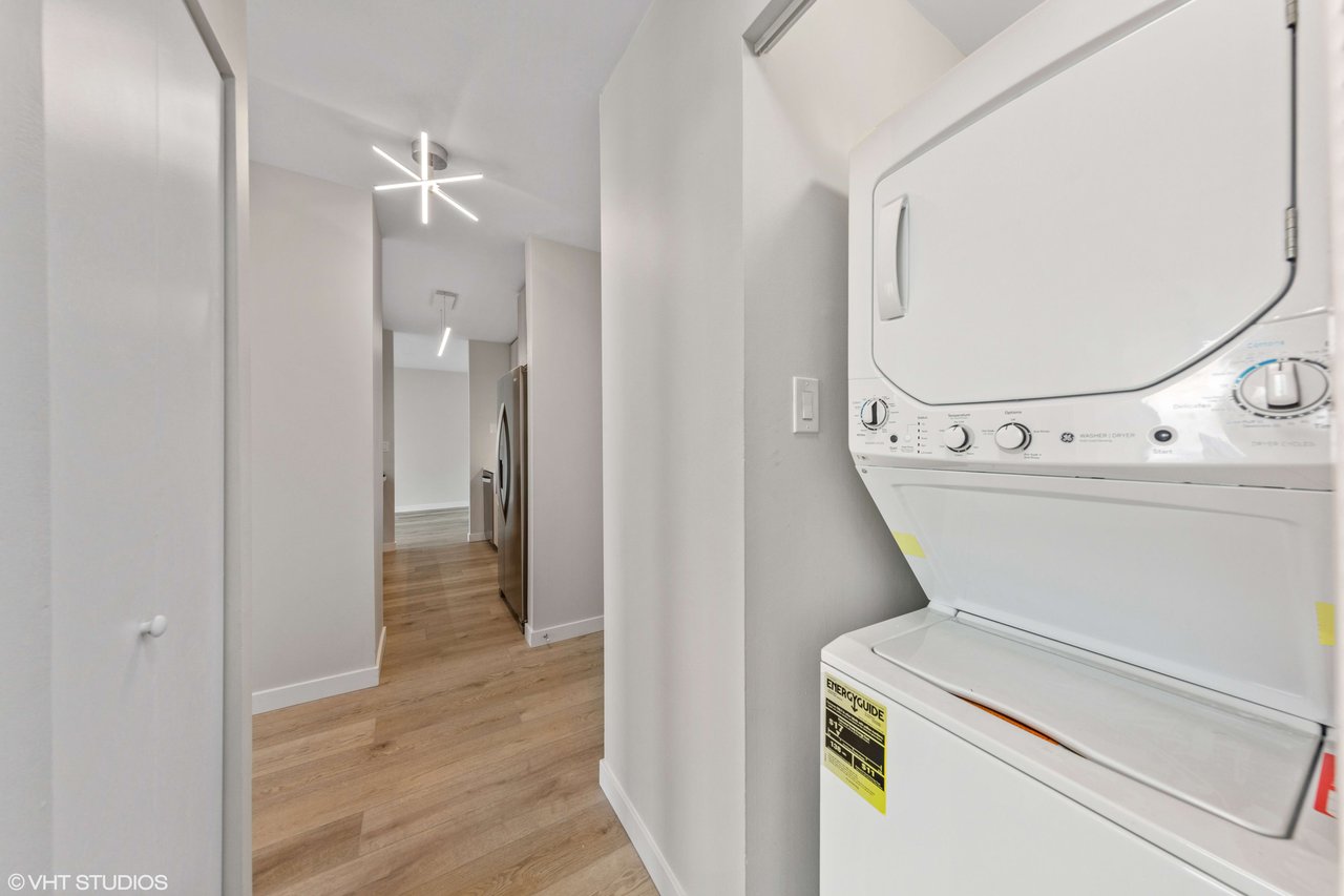 111 E Chestnut St #44B, Chicago, IL 60611