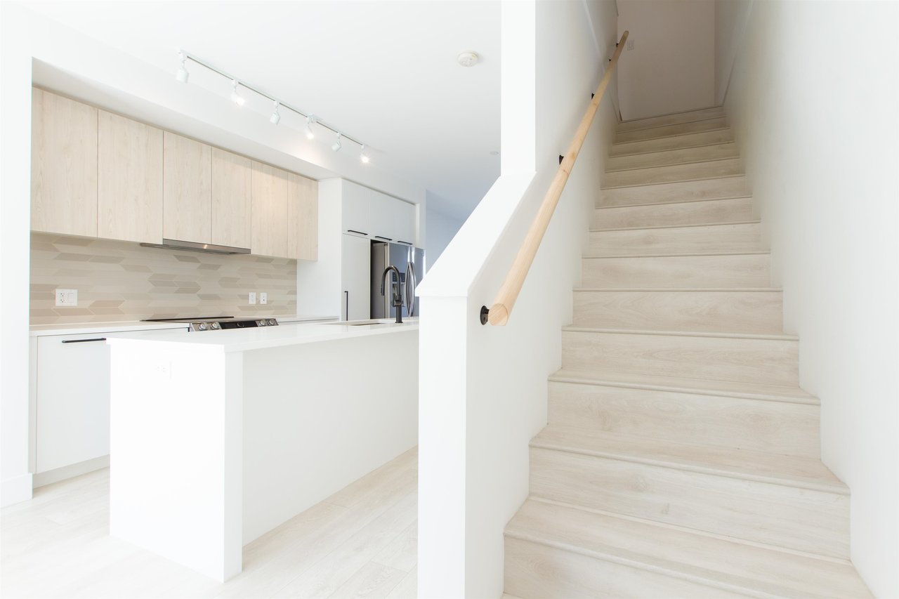 37985 Helm Way, Squamish