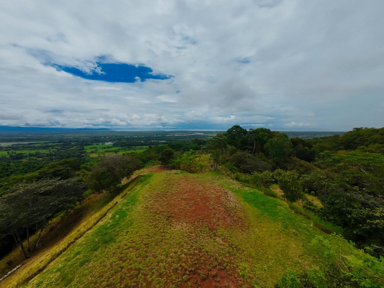 Private Ocean View Development Lot, Ojochal, Puntarenas