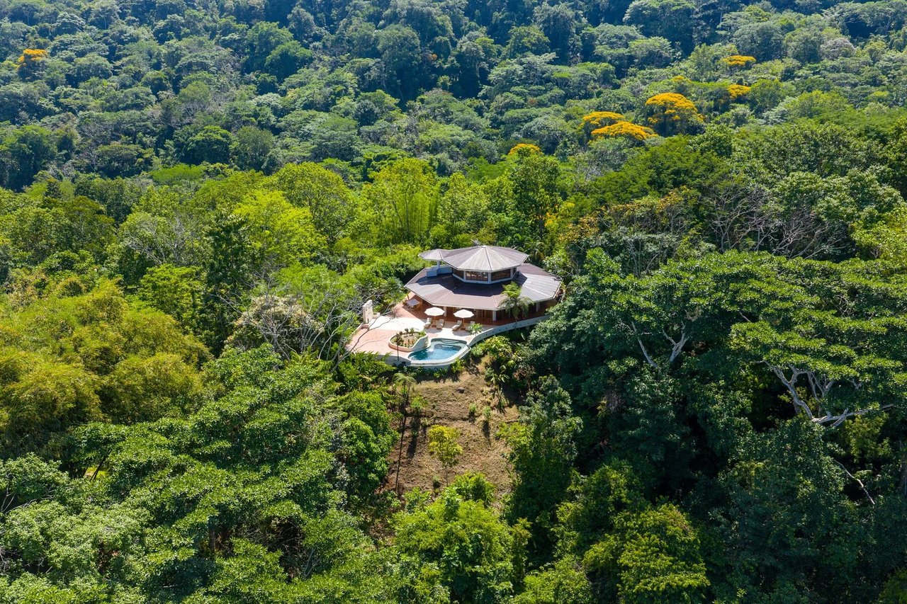 Ocean View Retreat Estate, Dominical, Puntarenas