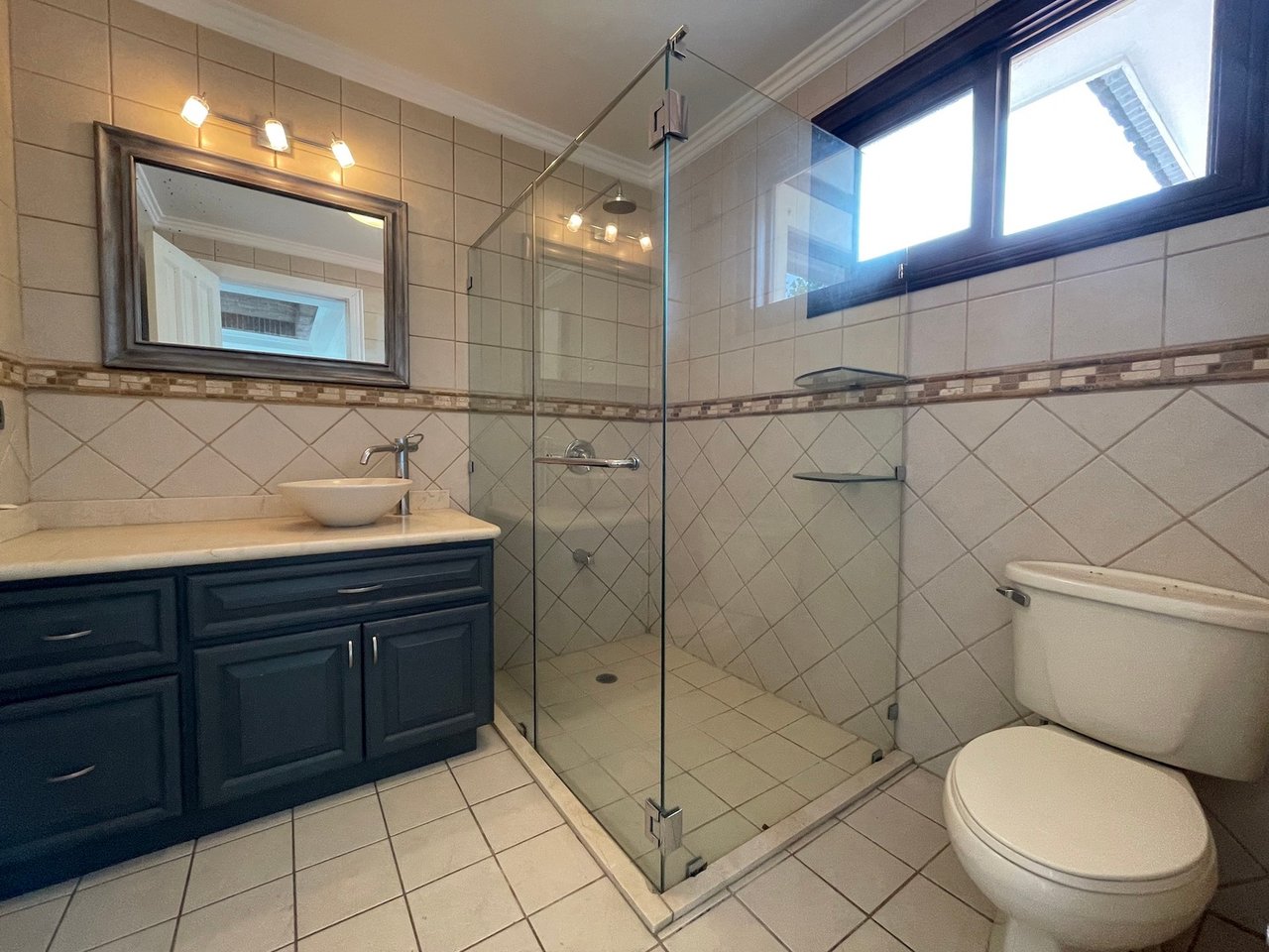 Modern Colonial Townhouse, Ciudad Colon, San Jose