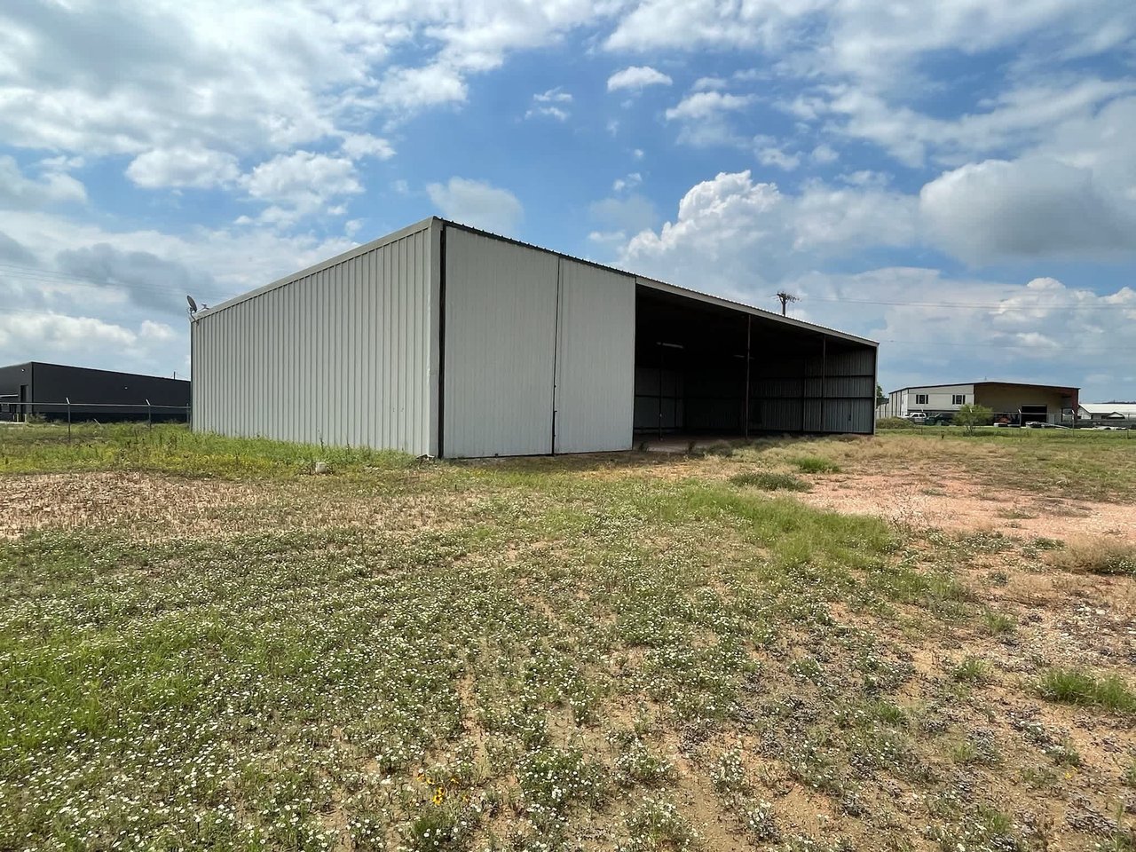 6.1 Acres Kerrville | For Lease