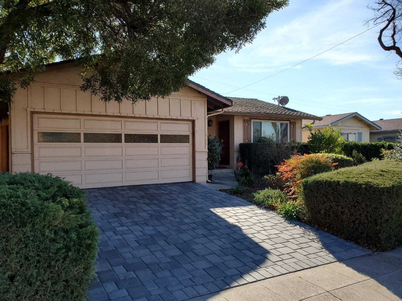 1768 Mount Rainier AVE