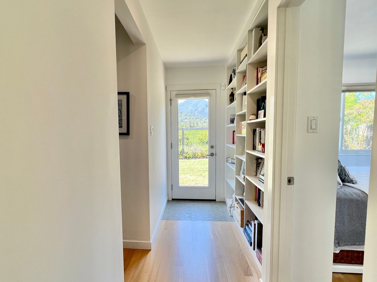 OFF-MARKET: 46 Mohawk Ave