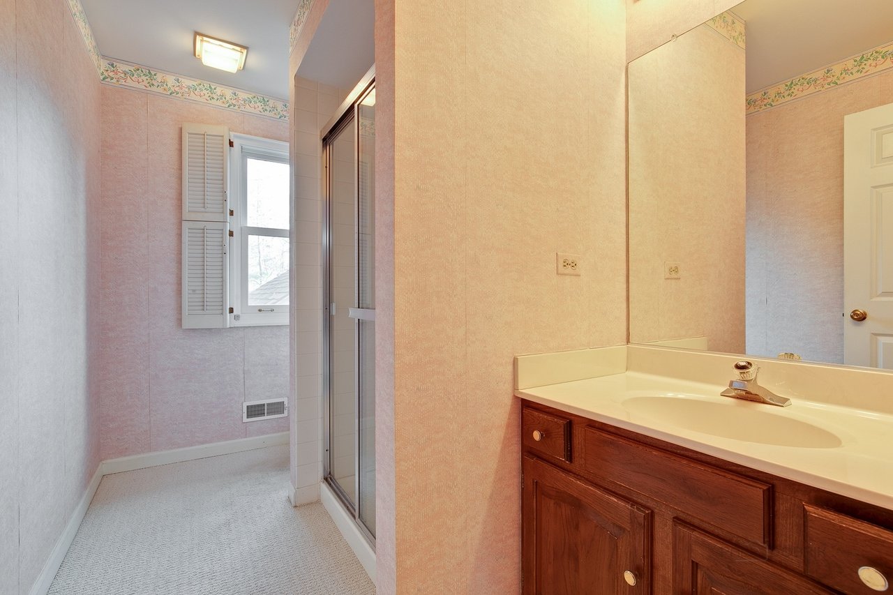 Classic Lake Bluff Tangley Oaks Home