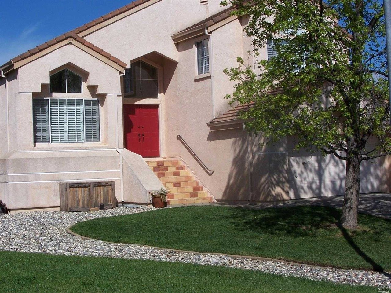 2878 Conifer Dr