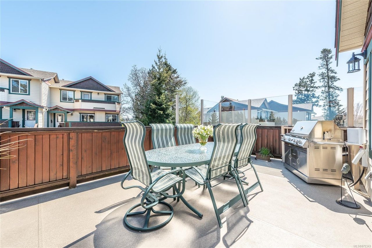 24-108 Aldersmith Pl