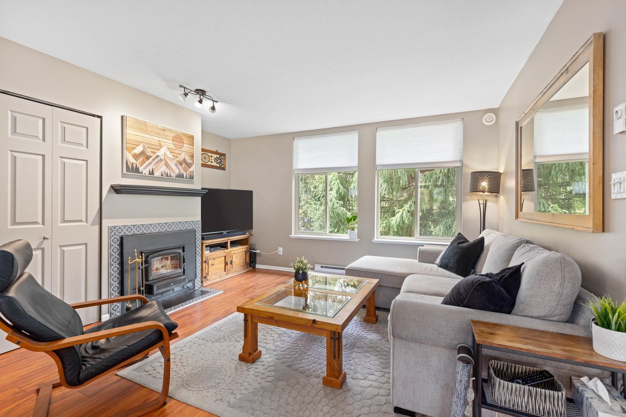 12-7381 Laurel St