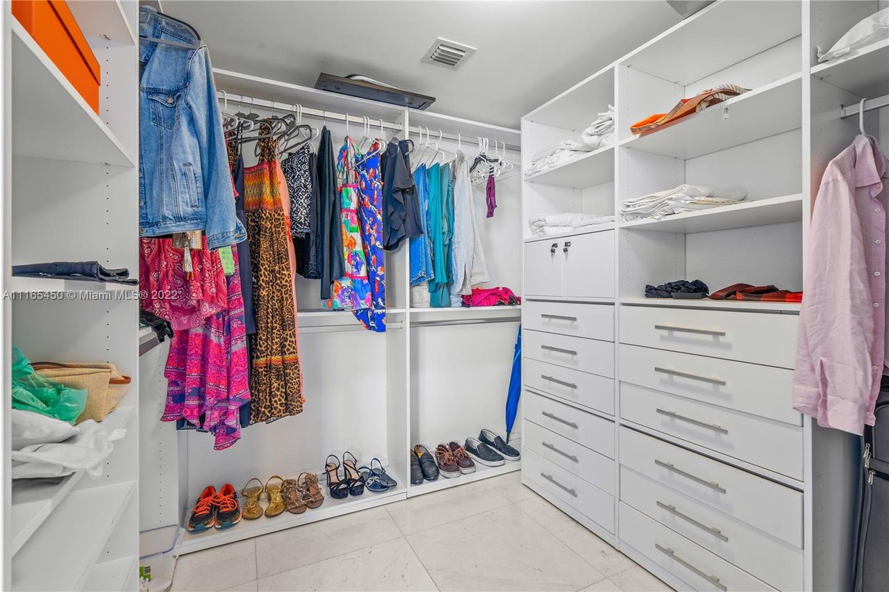 17201 Collins Ave #3708 Sunny Isles FL
