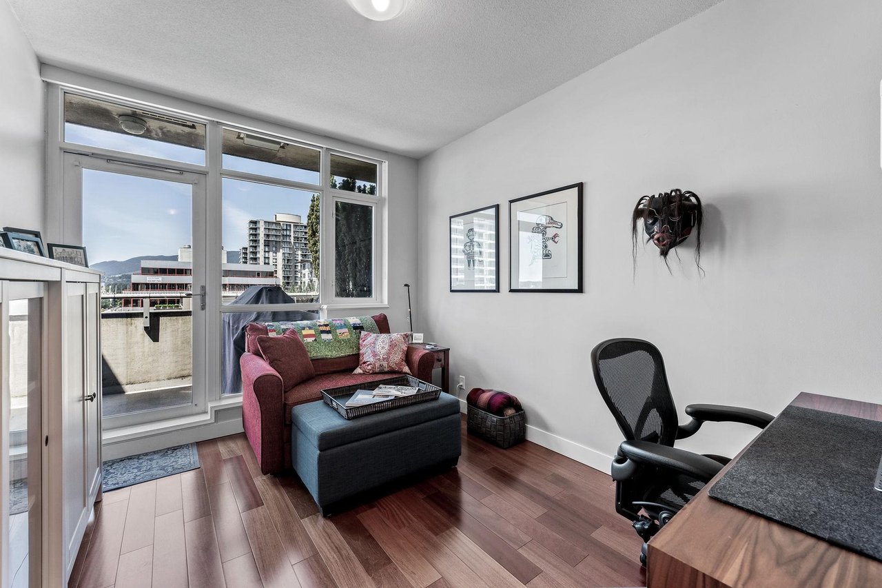 608-100 E Esplanade Ave