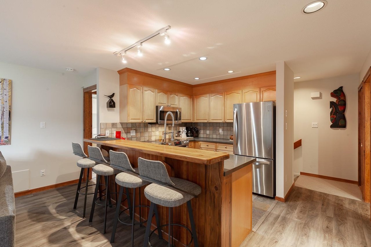 18-4636 Blackcomb Wy