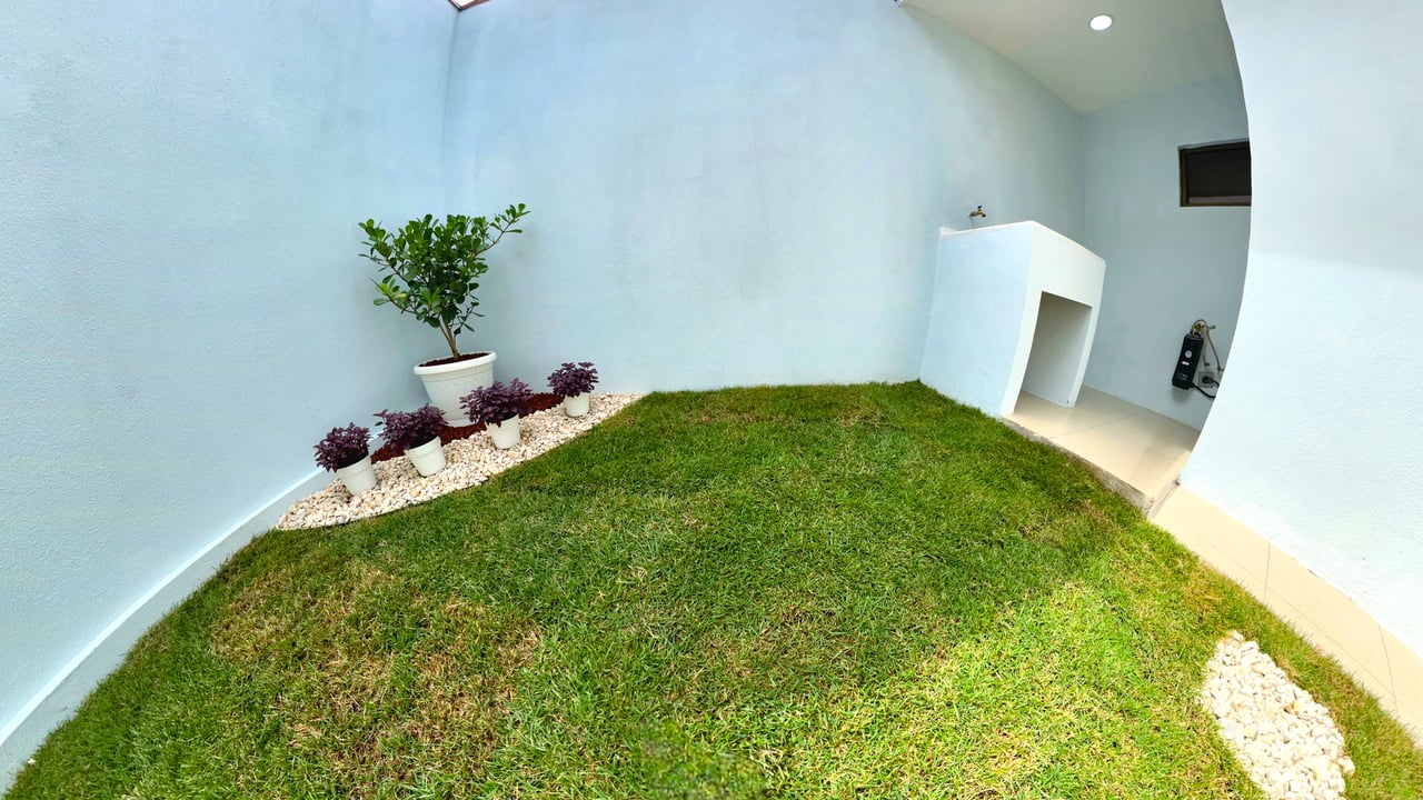 Remodeled Gated Mountain Home, Heredia