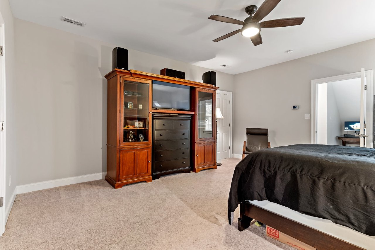 1400 Ascot Hill Terrace