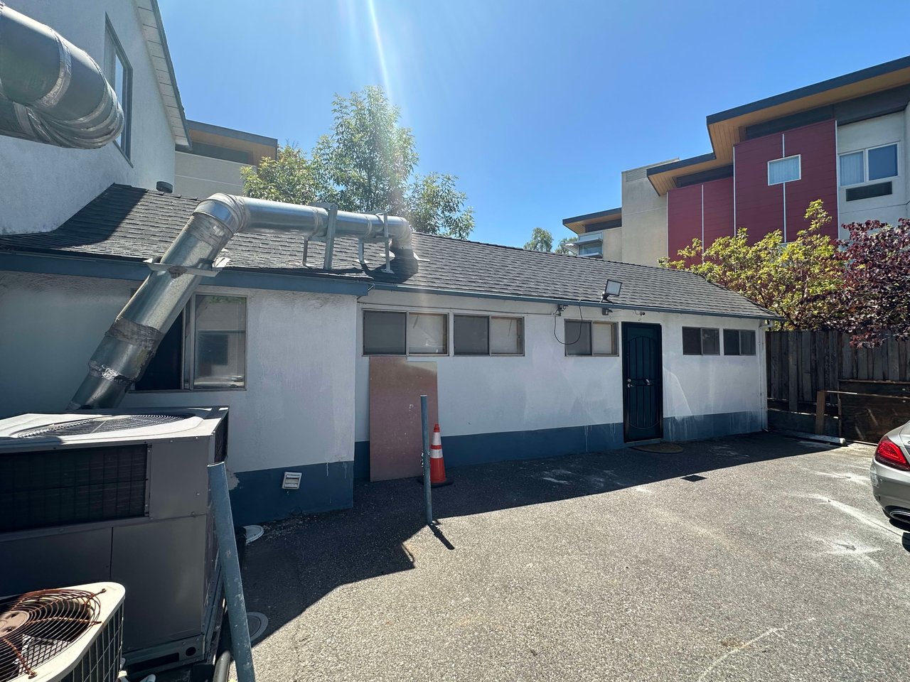 Rare Mountain View Office/Medical/Retail Owner User Opportunity