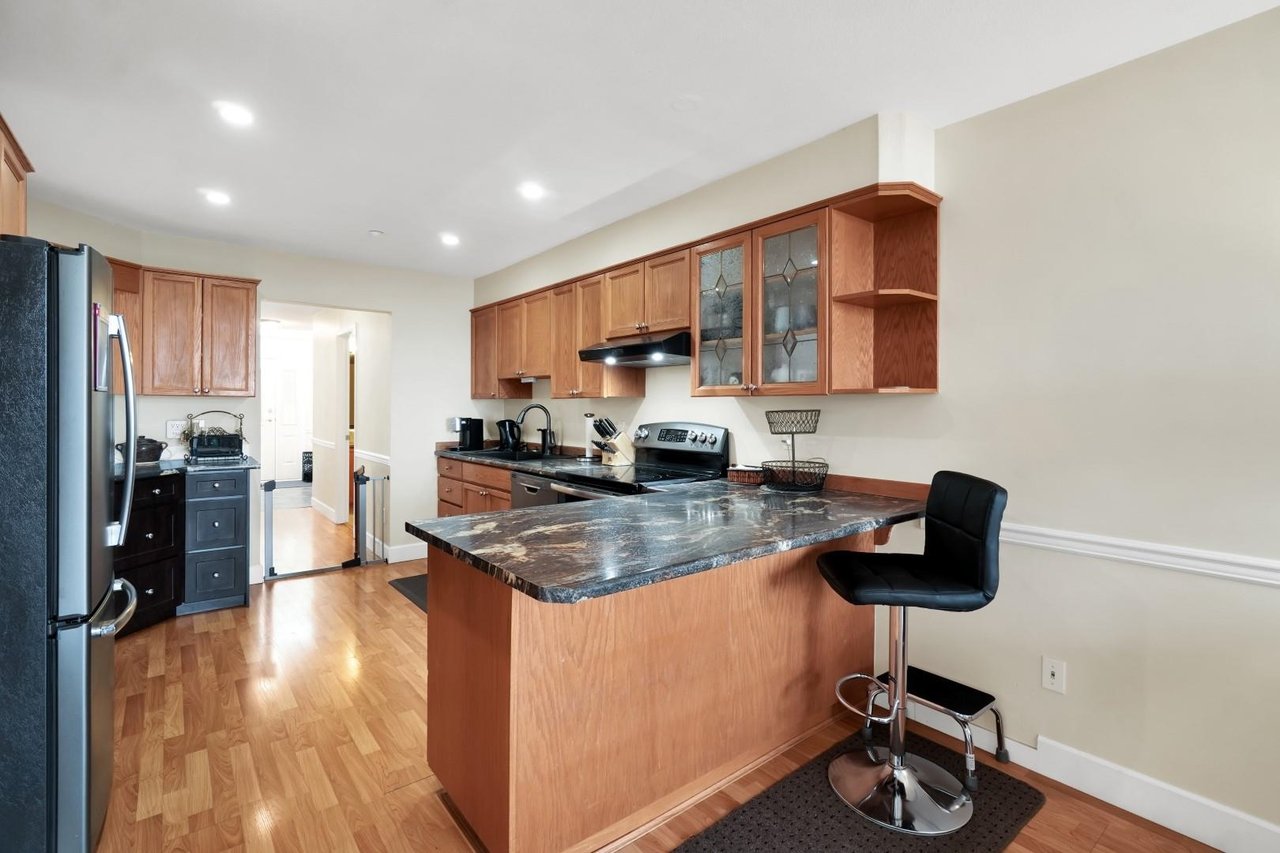 18-323 Governors Ct