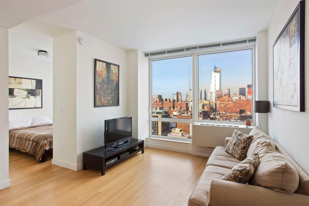 450 West 17th Street Apt #1801