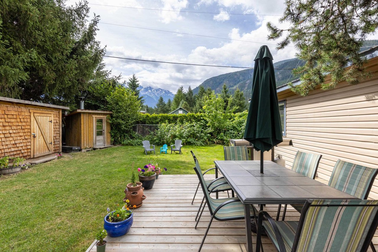 1-7617 Pemberton Meadows Rd