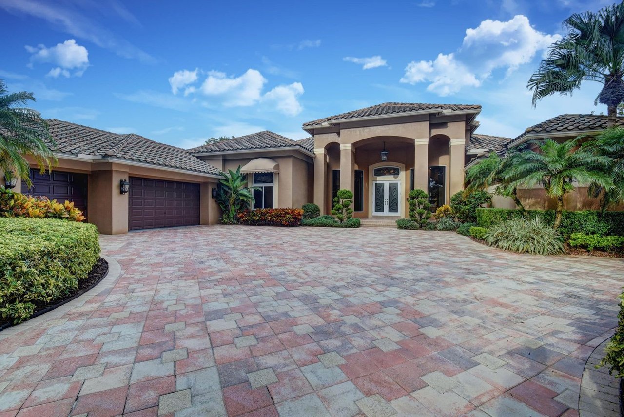 7810 E Upper Ridge Dr