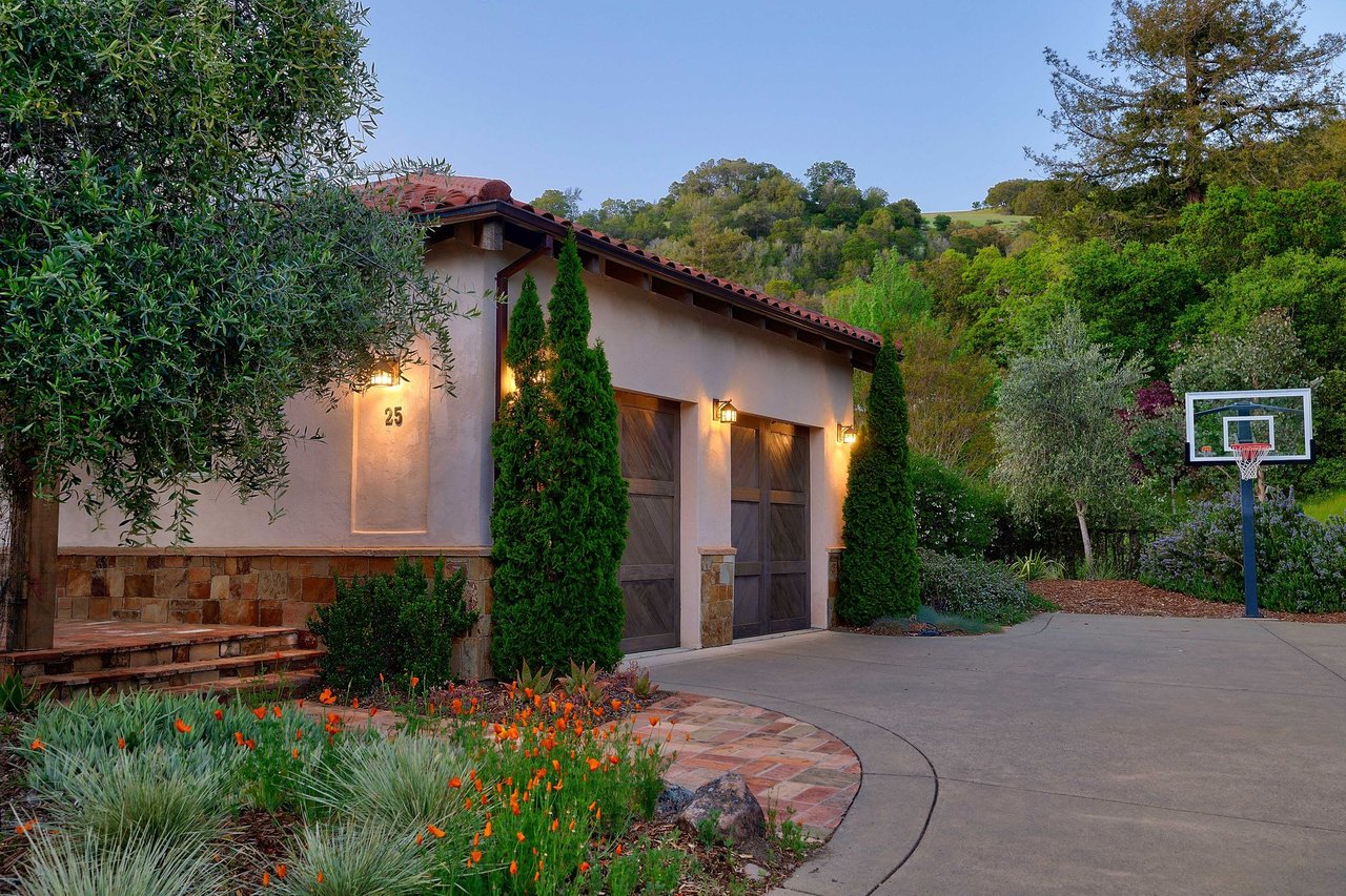 25 Martling Road, San Anselmo