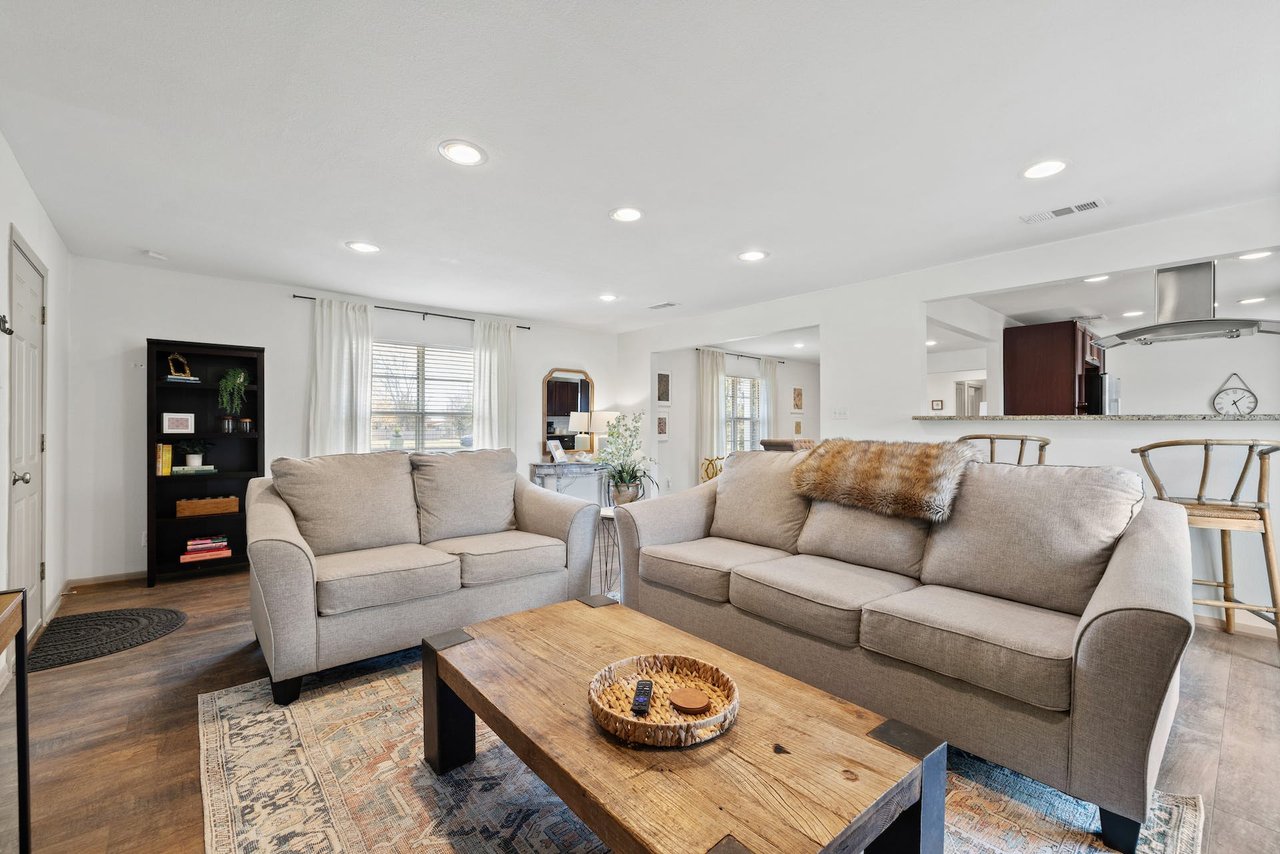 Dog friendly mid-century 1-story home near Domain