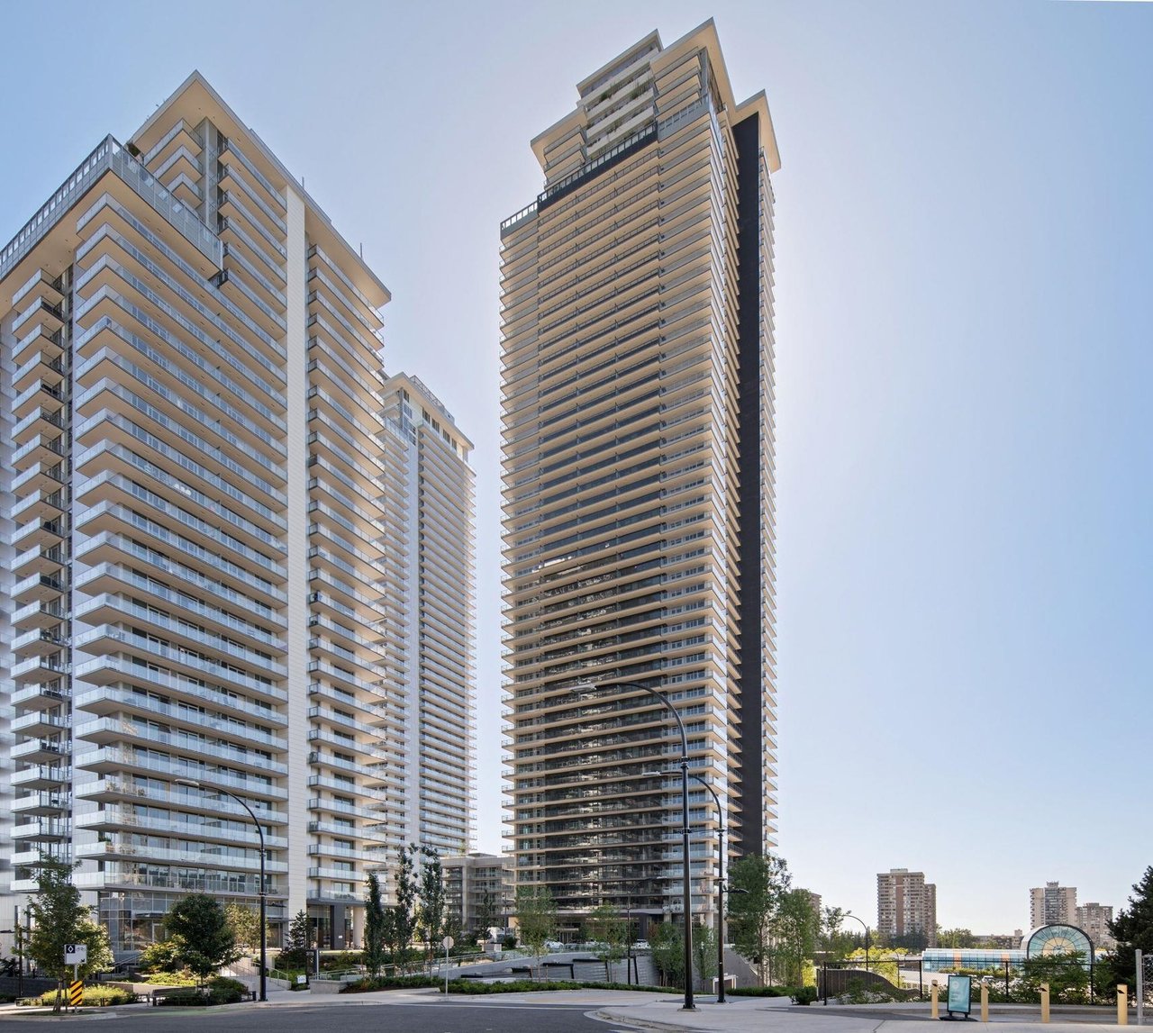 2006-3809 Evergreen Pl