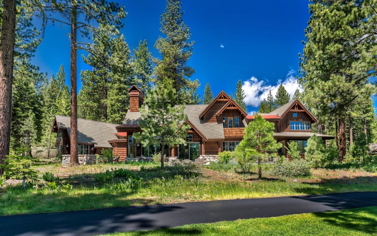 Lake Tahoe's Elegant Golf Communities