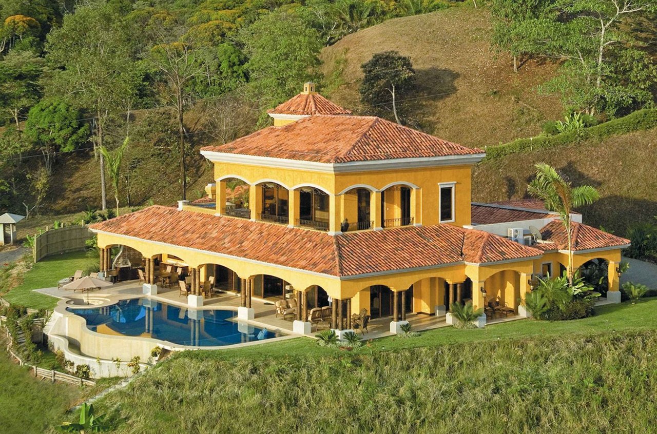 Spanish Colonial Luxury Estate, Dominical, Puntarenas
