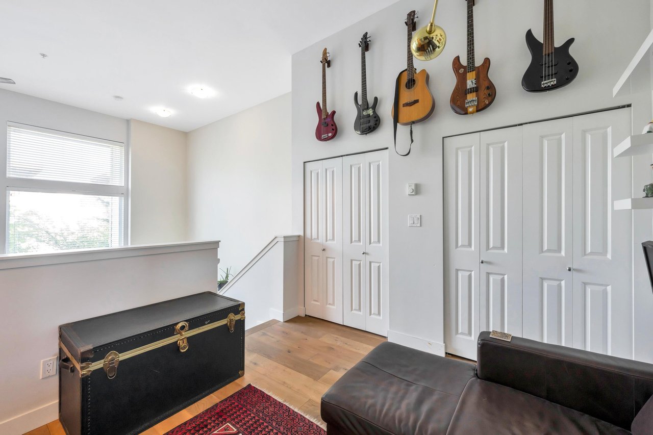 12-15850 26 Ave