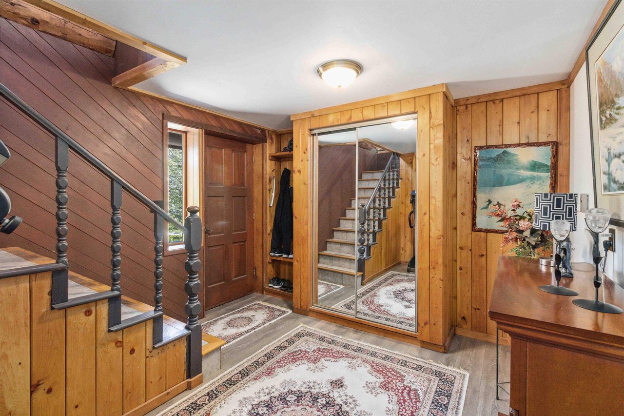 1621 Columbia Valley Rd