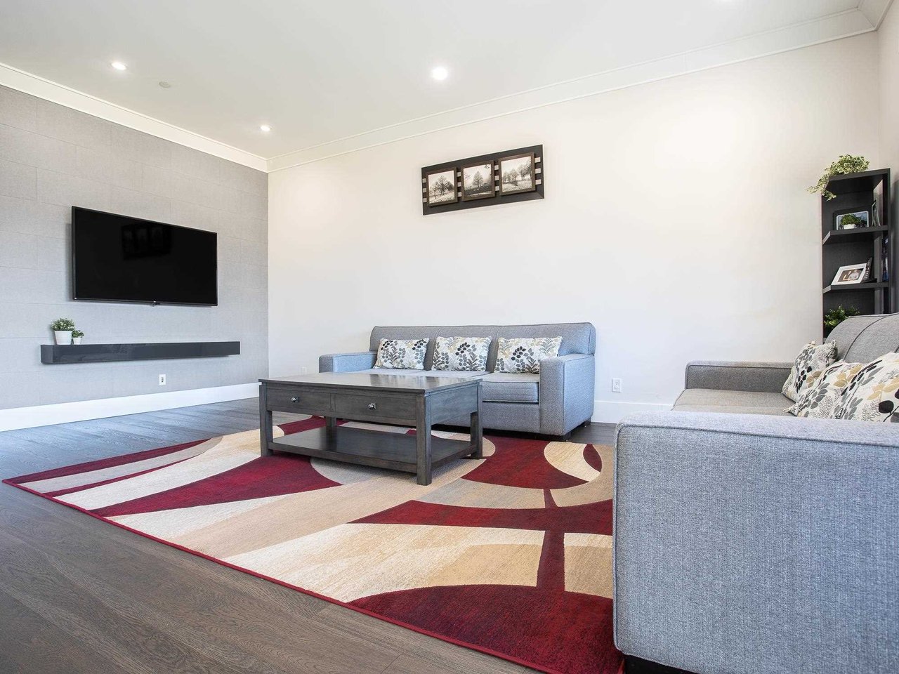 1140 Wilson Cres