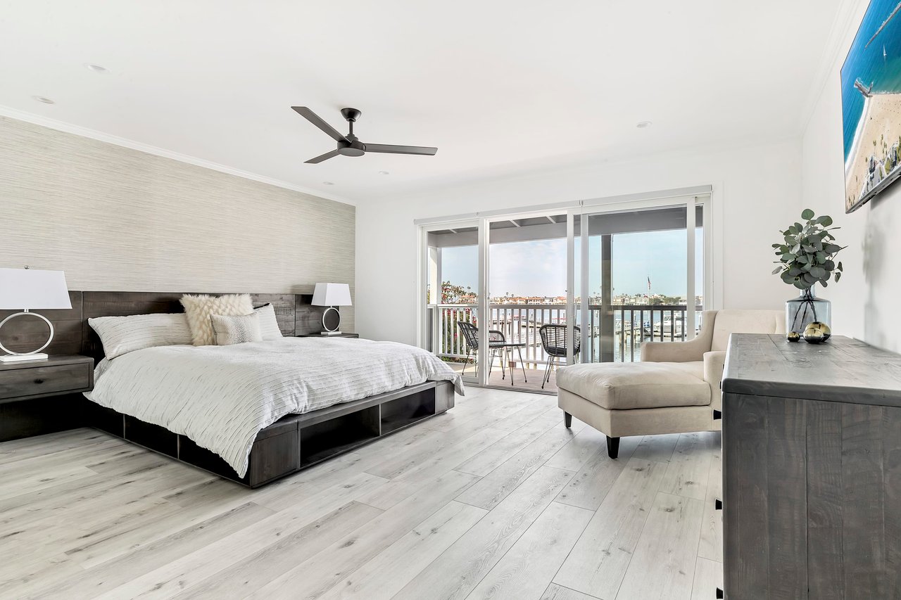 2307 Bayside Drive