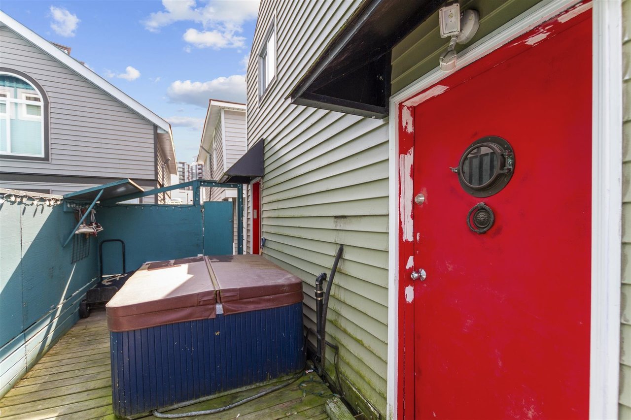 111-8191 River Rd