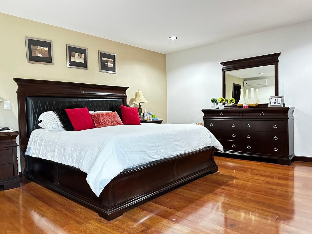 Contemporary Mountain View Home, Curridabat, San Jose