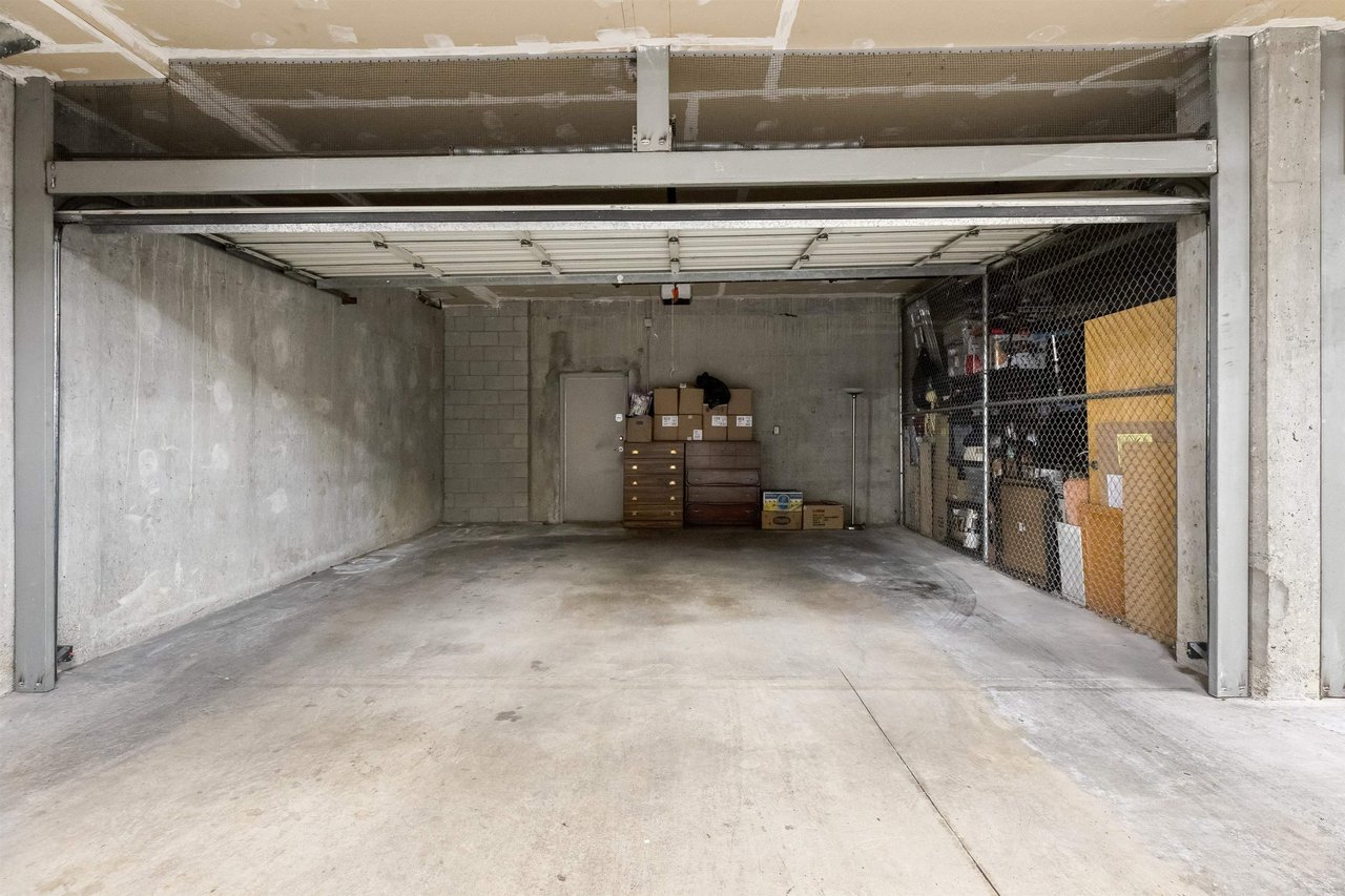 628 W 7th Ave