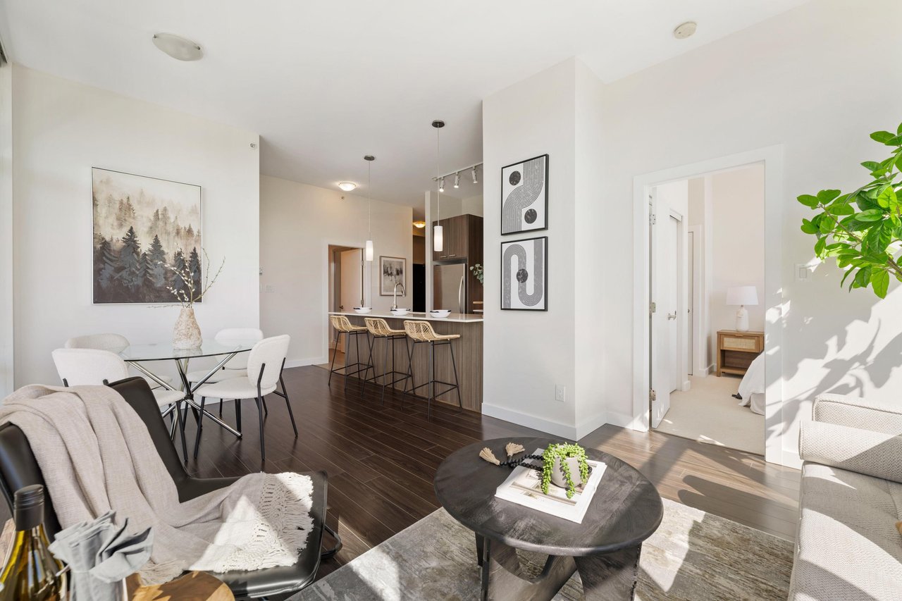 303-2955 Atlantic Avenue, Coquitlam