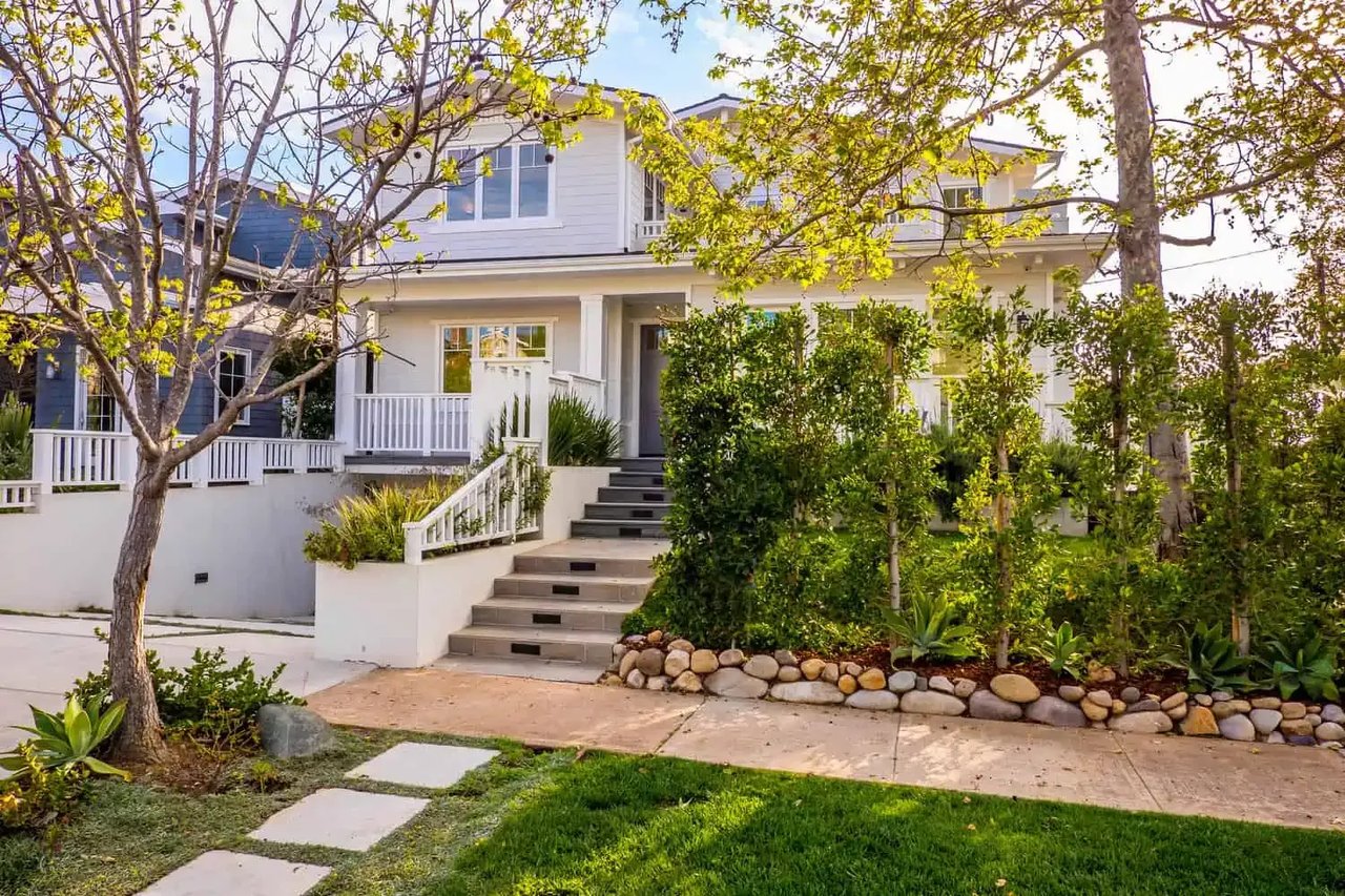 Curb Address