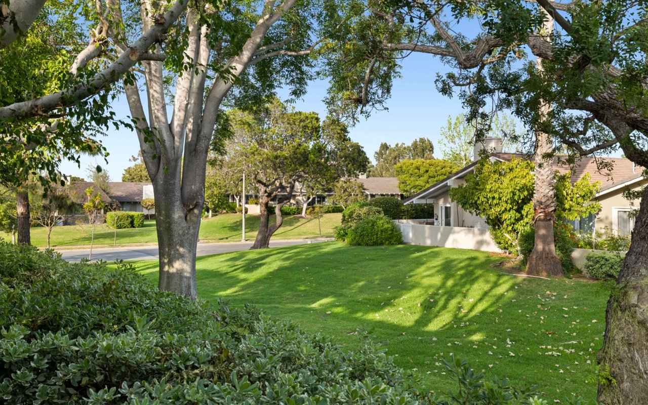 408 Vista Flora