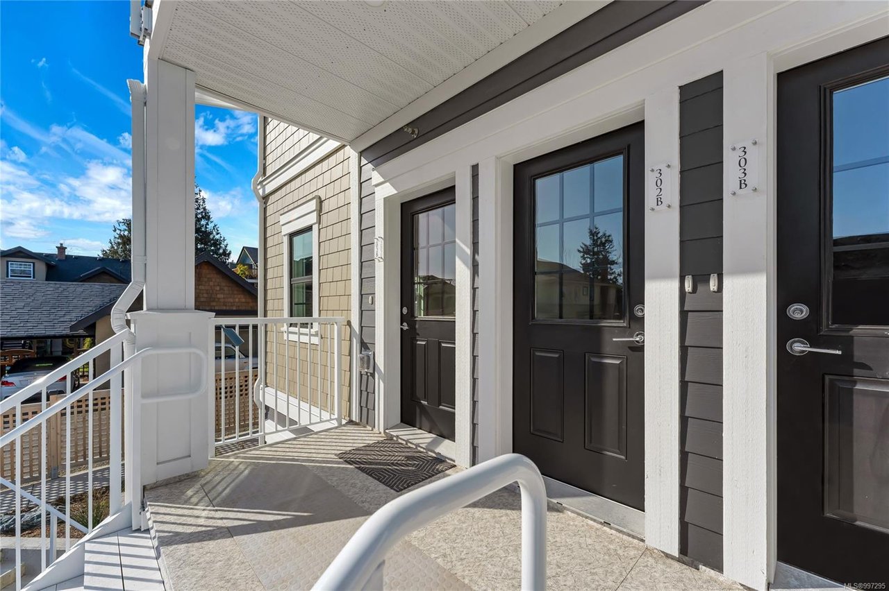 302B-1224 Richardson St, Victoria