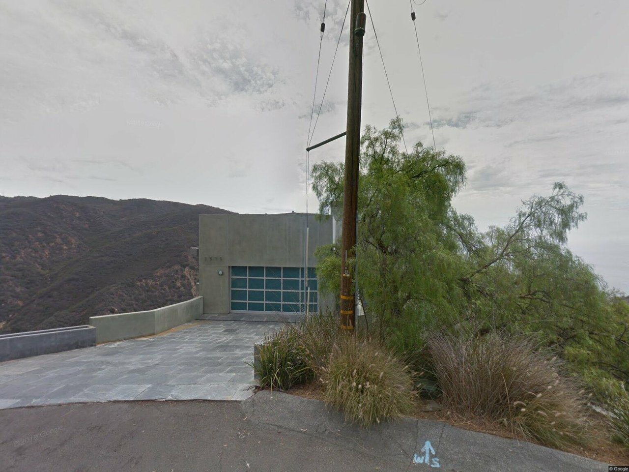 2878 Hume Rd